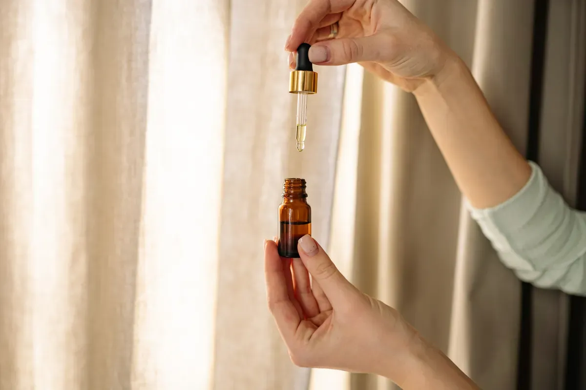 Hyaluronic Acid Serum Benefits: Why Every Skin Type Needs It